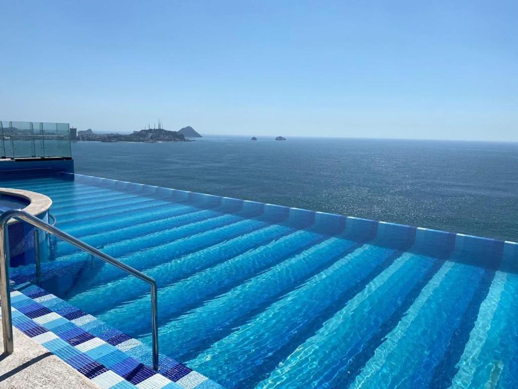 Tower 102 Malecon Apartment Mazatlan